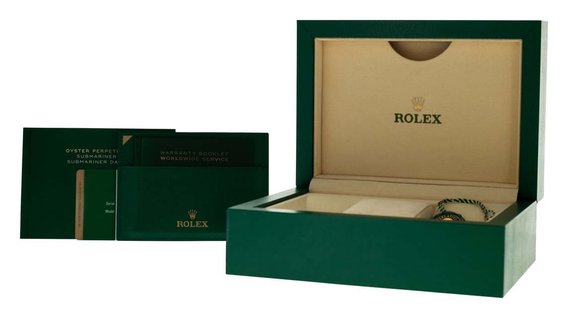 Rolex Submariner 116613 LN Image 4